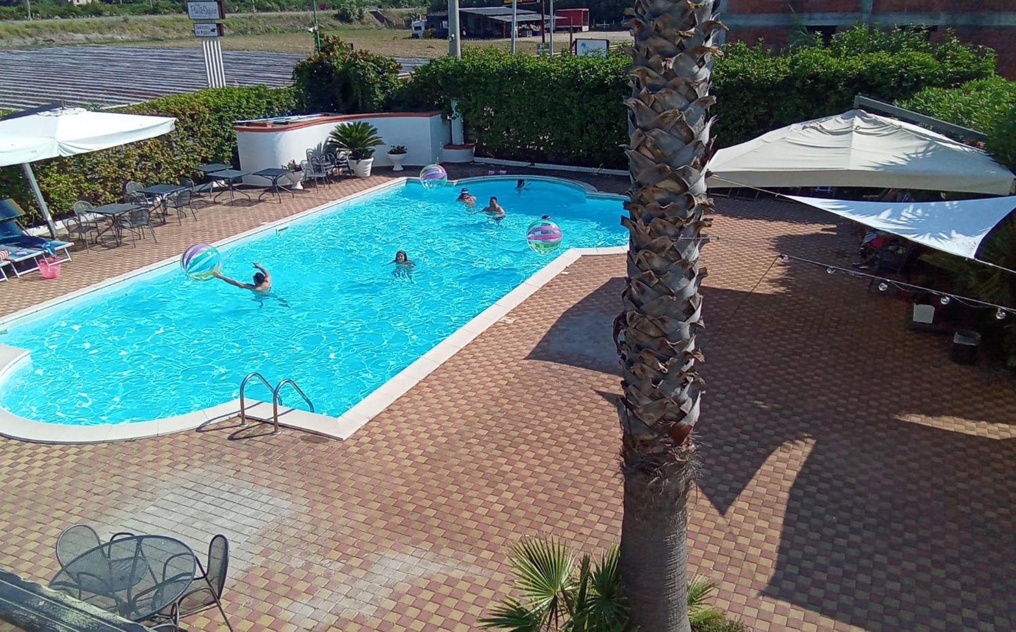 Hotel Marinella 피조 외부 사진