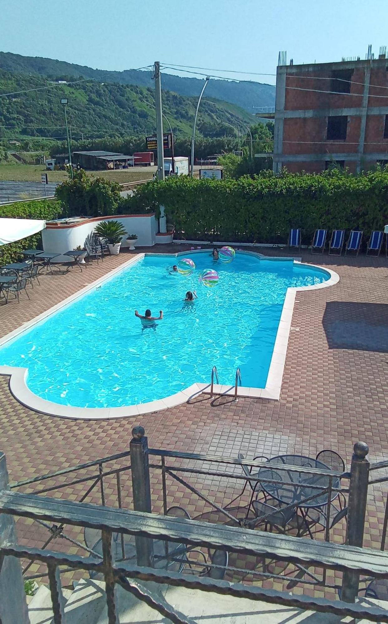 Hotel Marinella 피조 외부 사진